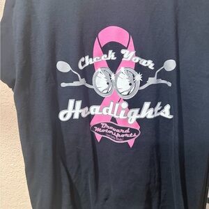 Gildan Black Tee with Pink Ribbon Headlight Graphic vintage